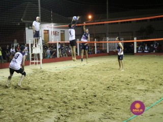 
<a style='margin-left: 5px;' class='btn btn-xs btn-social btn-facebook' href='https://www.facebook.com/sharer/sharer.php?u=https://www.boladovale.com.br/imgs/800-800-90/conteudo/fotos/1386/img4793.jpg' rel='popup' data-width='500' data-height='400'><i class='fa fa-facebook'></i>Compartilhar <span class='hidden-xs'>no Facebook</span>
</a> 
<a class='btn btn-default btn-xs' target='_blank' href='imgs/800-800-90/conteudo/fotos/1386/img4793.jpg'>
<span class='glyphicon glyphicon-cloud-download'></span> Salvar
</a> 
<span></span>