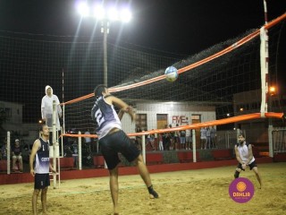 
<a style='margin-left: 5px;' class='btn btn-xs btn-social btn-facebook' href='https://www.facebook.com/sharer/sharer.php?u=https://www.boladovale.com.br/imgs/800-800-90/conteudo/fotos/1386/img9914.jpg' rel='popup' data-width='500' data-height='400'><i class='fa fa-facebook'></i>Compartilhar <span class='hidden-xs'>no Facebook</span>
</a> 
<a class='btn btn-default btn-xs' target='_blank' href='imgs/800-800-90/conteudo/fotos/1386/img9914.jpg'>
<span class='glyphicon glyphicon-cloud-download'></span> Salvar
</a> 
<span></span>