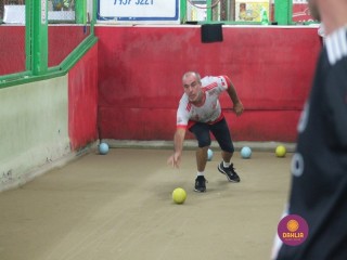 
<a style='margin-left: 5px;' class='btn btn-xs btn-social btn-facebook' href='https://www.facebook.com/sharer/sharer.php?u=https://www.boladovale.com.br/imgs/800-800-90/conteudo/fotos/1387/img9828.jpg' rel='popup' data-width='500' data-height='400'><i class='fa fa-facebook'></i>Compartilhar <span class='hidden-xs'>no Facebook</span>
</a> 
<a class='btn btn-default btn-xs' target='_blank' href='imgs/800-800-90/conteudo/fotos/1387/img9828.jpg'>
<span class='glyphicon glyphicon-cloud-download'></span> Salvar
</a> 
<span></span>
