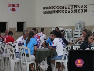 
<a style='margin-left: 5px;' class='btn btn-xs btn-social btn-facebook' href='https://www.facebook.com/sharer/sharer.php?u=https://www.boladovale.com.br/imgs/800-800-90/conteudo/fotos/1388/img9806.jpg' rel='popup' data-width='500' data-height='400'><i class='fa fa-facebook'></i>Compartilhar <span class='hidden-xs'>no Facebook</span>
</a> 
<a class='btn btn-default btn-xs' target='_blank' href='imgs/800-800-90/conteudo/fotos/1388/img9806.jpg'>
<span class='glyphicon glyphicon-cloud-download'></span> Salvar
</a> 
<span></span>