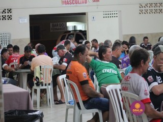 
<a style='margin-left: 5px;' class='btn btn-xs btn-social btn-facebook' href='https://www.facebook.com/sharer/sharer.php?u=https://www.boladovale.com.br/imgs/800-800-90/conteudo/fotos/1388/img9817.jpg' rel='popup' data-width='500' data-height='400'><i class='fa fa-facebook'></i>Compartilhar <span class='hidden-xs'>no Facebook</span>
</a> 
<a class='btn btn-default btn-xs' target='_blank' href='imgs/800-800-90/conteudo/fotos/1388/img9817.jpg'>
<span class='glyphicon glyphicon-cloud-download'></span> Salvar
</a> 
<span></span>