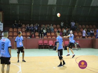 
<a style='margin-left: 5px;' class='btn btn-xs btn-social btn-facebook' href='https://www.facebook.com/sharer/sharer.php?u=https://www.boladovale.com.br/imgs/800-800-90/conteudo/fotos/1389/img0057.jpg' rel='popup' data-width='500' data-height='400'><i class='fa fa-facebook'></i>Compartilhar <span class='hidden-xs'>no Facebook</span>
</a> 
<a class='btn btn-default btn-xs' target='_blank' href='imgs/800-800-90/conteudo/fotos/1389/img0057.jpg'>
<span class='glyphicon glyphicon-cloud-download'></span> Salvar
</a> 
<span></span>