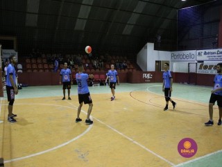 
<a style='margin-left: 5px;' class='btn btn-xs btn-social btn-facebook' href='https://www.facebook.com/sharer/sharer.php?u=https://www.boladovale.com.br/imgs/800-800-90/conteudo/fotos/1389/img0067.jpg' rel='popup' data-width='500' data-height='400'><i class='fa fa-facebook'></i>Compartilhar <span class='hidden-xs'>no Facebook</span>
</a> 
<a class='btn btn-default btn-xs' target='_blank' href='imgs/800-800-90/conteudo/fotos/1389/img0067.jpg'>
<span class='glyphicon glyphicon-cloud-download'></span> Salvar
</a> 
<span></span>