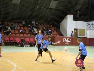 
<a style='margin-left: 5px;' class='btn btn-xs btn-social btn-facebook' href='https://www.facebook.com/sharer/sharer.php?u=https://www.boladovale.com.br/imgs/800-800-90/conteudo/fotos/1389/img0097.jpg' rel='popup' data-width='500' data-height='400'><i class='fa fa-facebook'></i>Compartilhar <span class='hidden-xs'>no Facebook</span>
</a> 
<a class='btn btn-default btn-xs' target='_blank' href='imgs/800-800-90/conteudo/fotos/1389/img0097.jpg'>
<span class='glyphicon glyphicon-cloud-download'></span> Salvar
</a> 
<span></span>