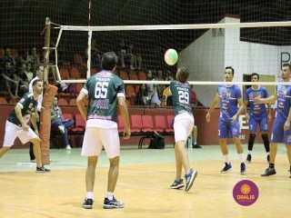 
<a style='margin-left: 5px;' class='btn btn-xs btn-social btn-facebook' href='https://www.facebook.com/sharer/sharer.php?u=https://www.boladovale.com.br/imgs/800-800-90/conteudo/fotos/1389/img0175.jpg' rel='popup' data-width='500' data-height='400'><i class='fa fa-facebook'></i>Compartilhar <span class='hidden-xs'>no Facebook</span>
</a> 
<a class='btn btn-default btn-xs' target='_blank' href='imgs/800-800-90/conteudo/fotos/1389/img0175.jpg'>
<span class='glyphicon glyphicon-cloud-download'></span> Salvar
</a> 
<span></span>