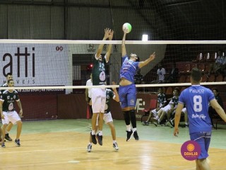 
<a style='margin-left: 5px;' class='btn btn-xs btn-social btn-facebook' href='https://www.facebook.com/sharer/sharer.php?u=https://www.boladovale.com.br/imgs/800-800-90/conteudo/fotos/1389/img0189.jpg' rel='popup' data-width='500' data-height='400'><i class='fa fa-facebook'></i>Compartilhar <span class='hidden-xs'>no Facebook</span>
</a> 
<a class='btn btn-default btn-xs' target='_blank' href='imgs/800-800-90/conteudo/fotos/1389/img0189.jpg'>
<span class='glyphicon glyphicon-cloud-download'></span> Salvar
</a> 
<span></span>