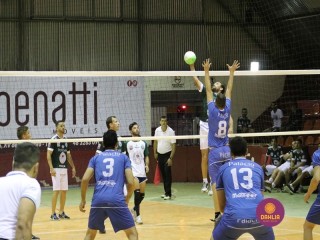 
<a style='margin-left: 5px;' class='btn btn-xs btn-social btn-facebook' href='https://www.facebook.com/sharer/sharer.php?u=https://www.boladovale.com.br/imgs/800-800-90/conteudo/fotos/1389/img0190.jpg' rel='popup' data-width='500' data-height='400'><i class='fa fa-facebook'></i>Compartilhar <span class='hidden-xs'>no Facebook</span>
</a> 
<a class='btn btn-default btn-xs' target='_blank' href='imgs/800-800-90/conteudo/fotos/1389/img0190.jpg'>
<span class='glyphicon glyphicon-cloud-download'></span> Salvar
</a> 
<span></span>