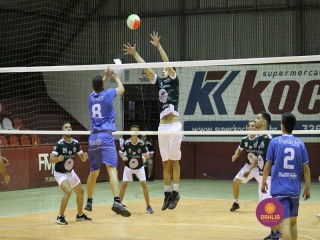 
<a style='margin-left: 5px;' class='btn btn-xs btn-social btn-facebook' href='https://www.facebook.com/sharer/sharer.php?u=https://www.boladovale.com.br/imgs/800-800-90/conteudo/fotos/1389/img0214.jpg' rel='popup' data-width='500' data-height='400'><i class='fa fa-facebook'></i>Compartilhar <span class='hidden-xs'>no Facebook</span>
</a> 
<a class='btn btn-default btn-xs' target='_blank' href='imgs/800-800-90/conteudo/fotos/1389/img0214.jpg'>
<span class='glyphicon glyphicon-cloud-download'></span> Salvar
</a> 
<span></span>