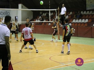 
<a style='margin-left: 5px;' class='btn btn-xs btn-social btn-facebook' href='https://www.facebook.com/sharer/sharer.php?u=https://www.boladovale.com.br/imgs/800-800-90/conteudo/fotos/1389/img9942.jpg' rel='popup' data-width='500' data-height='400'><i class='fa fa-facebook'></i>Compartilhar <span class='hidden-xs'>no Facebook</span>
</a> 
<a class='btn btn-default btn-xs' target='_blank' href='imgs/800-800-90/conteudo/fotos/1389/img9942.jpg'>
<span class='glyphicon glyphicon-cloud-download'></span> Salvar
</a> 
<span></span>