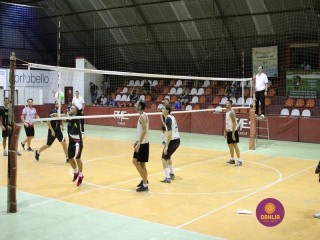 
<a style='margin-left: 5px;' class='btn btn-xs btn-social btn-facebook' href='https://www.facebook.com/sharer/sharer.php?u=https://www.boladovale.com.br/imgs/800-800-90/conteudo/fotos/1389/img9967.jpg' rel='popup' data-width='500' data-height='400'><i class='fa fa-facebook'></i>Compartilhar <span class='hidden-xs'>no Facebook</span>
</a> 
<a class='btn btn-default btn-xs' target='_blank' href='imgs/800-800-90/conteudo/fotos/1389/img9967.jpg'>
<span class='glyphicon glyphicon-cloud-download'></span> Salvar
</a> 
<span></span>