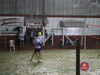 
<a style='margin-left: 5px;' class='btn btn-xs btn-social btn-facebook' href='https://www.facebook.com/sharer/sharer.php?u=https://www.boladovale.com.br/imgs/800-800-90/conteudo/fotos/1390/img0022.jpg' rel='popup' data-width='500' data-height='400'><i class='fa fa-facebook'></i>Compartilhar <span class='hidden-xs'>no Facebook</span>
</a> 
<a class='btn btn-default btn-xs' target='_blank' href='imgs/800-800-90/conteudo/fotos/1390/img0022.jpg'>
<span class='glyphicon glyphicon-cloud-download'></span> Salvar
</a> 
<span></span>