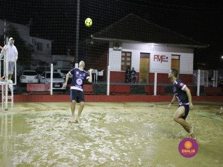 
<a style='margin-left: 5px;' class='btn btn-xs btn-social btn-facebook' href='https://www.facebook.com/sharer/sharer.php?u=https://www.boladovale.com.br/imgs/800-800-90/conteudo/fotos/1390/img0121.jpg' rel='popup' data-width='500' data-height='400'><i class='fa fa-facebook'></i>Compartilhar <span class='hidden-xs'>no Facebook</span>
</a> 
<a class='btn btn-default btn-xs' target='_blank' href='imgs/800-800-90/conteudo/fotos/1390/img0121.jpg'>
<span class='glyphicon glyphicon-cloud-download'></span> Salvar
</a> 
<span></span>