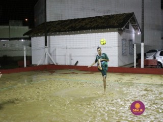 
<a style='margin-left: 5px;' class='btn btn-xs btn-social btn-facebook' href='https://www.facebook.com/sharer/sharer.php?u=https://www.boladovale.com.br/imgs/800-800-90/conteudo/fotos/1390/img0131.jpg' rel='popup' data-width='500' data-height='400'><i class='fa fa-facebook'></i>Compartilhar <span class='hidden-xs'>no Facebook</span>
</a> 
<a class='btn btn-default btn-xs' target='_blank' href='imgs/800-800-90/conteudo/fotos/1390/img0131.jpg'>
<span class='glyphicon glyphicon-cloud-download'></span> Salvar
</a> 
<span></span>