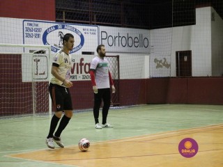 
<a style='margin-left: 5px;' class='btn btn-xs btn-social btn-facebook' href='https://www.facebook.com/sharer/sharer.php?u=https://www.boladovale.com.br/imgs/800-800-90/conteudo/fotos/1391/img0250.jpg' rel='popup' data-width='500' data-height='400'><i class='fa fa-facebook'></i>Compartilhar <span class='hidden-xs'>no Facebook</span>
</a> 
<a class='btn btn-default btn-xs' target='_blank' href='imgs/800-800-90/conteudo/fotos/1391/img0250.jpg'>
<span class='glyphicon glyphicon-cloud-download'></span> Salvar
</a> 
<span></span>