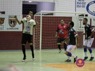 
<a style='margin-left: 5px;' class='btn btn-xs btn-social btn-facebook' href='https://www.facebook.com/sharer/sharer.php?u=https://www.boladovale.com.br/imgs/800-800-90/conteudo/fotos/1391/img0290.jpg' rel='popup' data-width='500' data-height='400'><i class='fa fa-facebook'></i>Compartilhar <span class='hidden-xs'>no Facebook</span>
</a> 
<a class='btn btn-default btn-xs' target='_blank' href='imgs/800-800-90/conteudo/fotos/1391/img0290.jpg'>
<span class='glyphicon glyphicon-cloud-download'></span> Salvar
</a> 
<span></span>