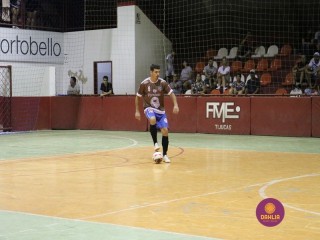 
<a style='margin-left: 5px;' class='btn btn-xs btn-social btn-facebook' href='https://www.facebook.com/sharer/sharer.php?u=https://www.boladovale.com.br/imgs/800-800-90/conteudo/fotos/1391/img0406.jpg' rel='popup' data-width='500' data-height='400'><i class='fa fa-facebook'></i>Compartilhar <span class='hidden-xs'>no Facebook</span>
</a> 
<a class='btn btn-default btn-xs' target='_blank' href='imgs/800-800-90/conteudo/fotos/1391/img0406.jpg'>
<span class='glyphicon glyphicon-cloud-download'></span> Salvar
</a> 
<span></span>