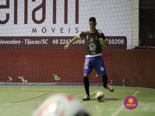 
<a style='margin-left: 5px;' class='btn btn-xs btn-social btn-facebook' href='https://www.facebook.com/sharer/sharer.php?u=https://www.boladovale.com.br/imgs/800-800-90/conteudo/fotos/1391/img0442.jpg' rel='popup' data-width='500' data-height='400'><i class='fa fa-facebook'></i>Compartilhar <span class='hidden-xs'>no Facebook</span>
</a> 
<a class='btn btn-default btn-xs' target='_blank' href='imgs/800-800-90/conteudo/fotos/1391/img0442.jpg'>
<span class='glyphicon glyphicon-cloud-download'></span> Salvar
</a> 
<span></span>