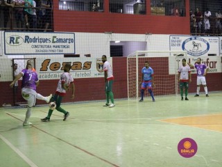 
<a style='margin-left: 5px;' class='btn btn-xs btn-social btn-facebook' href='https://www.facebook.com/sharer/sharer.php?u=https://www.boladovale.com.br/imgs/800-800-90/conteudo/fotos/1391/img0457.jpg' rel='popup' data-width='500' data-height='400'><i class='fa fa-facebook'></i>Compartilhar <span class='hidden-xs'>no Facebook</span>
</a> 
<a class='btn btn-default btn-xs' target='_blank' href='imgs/800-800-90/conteudo/fotos/1391/img0457.jpg'>
<span class='glyphicon glyphicon-cloud-download'></span> Salvar
</a> 
<span></span>