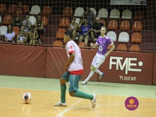 
<a style='margin-left: 5px;' class='btn btn-xs btn-social btn-facebook' href='https://www.facebook.com/sharer/sharer.php?u=https://www.boladovale.com.br/imgs/800-800-90/conteudo/fotos/1391/img0462.jpg' rel='popup' data-width='500' data-height='400'><i class='fa fa-facebook'></i>Compartilhar <span class='hidden-xs'>no Facebook</span>
</a> 
<a class='btn btn-default btn-xs' target='_blank' href='imgs/800-800-90/conteudo/fotos/1391/img0462.jpg'>
<span class='glyphicon glyphicon-cloud-download'></span> Salvar
</a> 
<span></span>