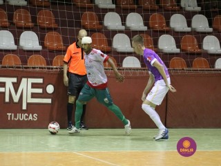 
<a style='margin-left: 5px;' class='btn btn-xs btn-social btn-facebook' href='https://www.facebook.com/sharer/sharer.php?u=https://www.boladovale.com.br/imgs/800-800-90/conteudo/fotos/1391/img0499.jpg' rel='popup' data-width='500' data-height='400'><i class='fa fa-facebook'></i>Compartilhar <span class='hidden-xs'>no Facebook</span>
</a> 
<a class='btn btn-default btn-xs' target='_blank' href='imgs/800-800-90/conteudo/fotos/1391/img0499.jpg'>
<span class='glyphicon glyphicon-cloud-download'></span> Salvar
</a> 
<span></span>