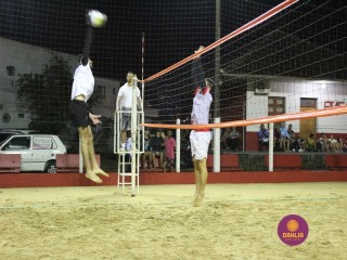 
<a style='margin-left: 5px;' class='btn btn-xs btn-social btn-facebook' href='https://www.facebook.com/sharer/sharer.php?u=https://www.boladovale.com.br/imgs/800-800-90/conteudo/fotos/1392/img5269.jpg' rel='popup' data-width='500' data-height='400'><i class='fa fa-facebook'></i>Compartilhar <span class='hidden-xs'>no Facebook</span>
</a> 
<a class='btn btn-default btn-xs' target='_blank' href='imgs/800-800-90/conteudo/fotos/1392/img5269.jpg'>
<span class='glyphicon glyphicon-cloud-download'></span> Salvar
</a> 
<span></span>