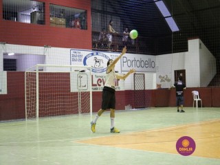 
<a style='margin-left: 5px;' class='btn btn-xs btn-social btn-facebook' href='https://www.facebook.com/sharer/sharer.php?u=https://www.boladovale.com.br/imgs/800-800-90/conteudo/fotos/1395/img0810.jpg' rel='popup' data-width='500' data-height='400'><i class='fa fa-facebook'></i>Compartilhar <span class='hidden-xs'>no Facebook</span>
</a> 
<a class='btn btn-default btn-xs' target='_blank' href='imgs/800-800-90/conteudo/fotos/1395/img0810.jpg'>
<span class='glyphicon glyphicon-cloud-download'></span> Salvar
</a> 
<span></span>