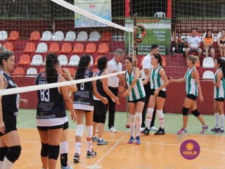 
<a style='margin-left: 5px;' class='btn btn-xs btn-social btn-facebook' href='https://www.facebook.com/sharer/sharer.php?u=https://www.boladovale.com.br/imgs/800-800-90/conteudo/fotos/1395/img5293.jpg' rel='popup' data-width='500' data-height='400'><i class='fa fa-facebook'></i>Compartilhar <span class='hidden-xs'>no Facebook</span>
</a> 
<a class='btn btn-default btn-xs' target='_blank' href='imgs/800-800-90/conteudo/fotos/1395/img5293.jpg'>
<span class='glyphicon glyphicon-cloud-download'></span> Salvar
</a> 
<span></span>