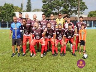 
<a style='margin-left: 5px;' class='btn btn-xs btn-social btn-facebook' href='https://www.facebook.com/sharer/sharer.php?u=https://www.boladovale.com.br/imgs/800-800-90/conteudo/fotos/1396/img0523.jpg' rel='popup' data-width='500' data-height='400'><i class='fa fa-facebook'></i>Compartilhar <span class='hidden-xs'>no Facebook</span>
</a> 
<a class='btn btn-default btn-xs' target='_blank' href='imgs/800-800-90/conteudo/fotos/1396/img0523.jpg'>
<span class='glyphicon glyphicon-cloud-download'></span> Salvar
</a> 
<span></span>