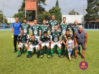 
<a style='margin-left: 5px;' class='btn btn-xs btn-social btn-facebook' href='https://www.facebook.com/sharer/sharer.php?u=https://www.boladovale.com.br/imgs/800-800-90/conteudo/fotos/1396/img0525.jpg' rel='popup' data-width='500' data-height='400'><i class='fa fa-facebook'></i>Compartilhar <span class='hidden-xs'>no Facebook</span>
</a> 
<a class='btn btn-default btn-xs' target='_blank' href='imgs/800-800-90/conteudo/fotos/1396/img0525.jpg'>
<span class='glyphicon glyphicon-cloud-download'></span> Salvar
</a> 
<span></span>