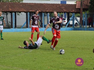 
<a style='margin-left: 5px;' class='btn btn-xs btn-social btn-facebook' href='https://www.facebook.com/sharer/sharer.php?u=https://www.boladovale.com.br/imgs/800-800-90/conteudo/fotos/1396/img0537.jpg' rel='popup' data-width='500' data-height='400'><i class='fa fa-facebook'></i>Compartilhar <span class='hidden-xs'>no Facebook</span>
</a> 
<a class='btn btn-default btn-xs' target='_blank' href='imgs/800-800-90/conteudo/fotos/1396/img0537.jpg'>
<span class='glyphicon glyphicon-cloud-download'></span> Salvar
</a> 
<span></span>
