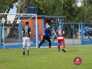 
<a style='margin-left: 5px;' class='btn btn-xs btn-social btn-facebook' href='https://www.facebook.com/sharer/sharer.php?u=https://www.boladovale.com.br/imgs/800-800-90/conteudo/fotos/1396/img0576.jpg' rel='popup' data-width='500' data-height='400'><i class='fa fa-facebook'></i>Compartilhar <span class='hidden-xs'>no Facebook</span>
</a> 
<a class='btn btn-default btn-xs' target='_blank' href='imgs/800-800-90/conteudo/fotos/1396/img0576.jpg'>
<span class='glyphicon glyphicon-cloud-download'></span> Salvar
</a> 
<span></span>