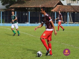 
<a style='margin-left: 5px;' class='btn btn-xs btn-social btn-facebook' href='https://www.facebook.com/sharer/sharer.php?u=https://www.boladovale.com.br/imgs/800-800-90/conteudo/fotos/1396/img0581.jpg' rel='popup' data-width='500' data-height='400'><i class='fa fa-facebook'></i>Compartilhar <span class='hidden-xs'>no Facebook</span>
</a> 
<a class='btn btn-default btn-xs' target='_blank' href='imgs/800-800-90/conteudo/fotos/1396/img0581.jpg'>
<span class='glyphicon glyphicon-cloud-download'></span> Salvar
</a> 
<span></span>