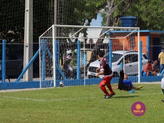 
<a style='margin-left: 5px;' class='btn btn-xs btn-social btn-facebook' href='https://www.facebook.com/sharer/sharer.php?u=https://www.boladovale.com.br/imgs/800-800-90/conteudo/fotos/1396/img0591.jpg' rel='popup' data-width='500' data-height='400'><i class='fa fa-facebook'></i>Compartilhar <span class='hidden-xs'>no Facebook</span>
</a> 
<a class='btn btn-default btn-xs' target='_blank' href='imgs/800-800-90/conteudo/fotos/1396/img0591.jpg'>
<span class='glyphicon glyphicon-cloud-download'></span> Salvar
</a> 
<span></span>