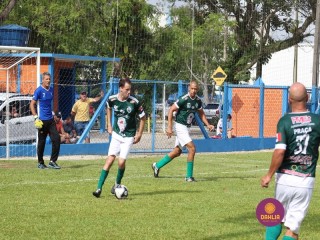 
<a style='margin-left: 5px;' class='btn btn-xs btn-social btn-facebook' href='https://www.facebook.com/sharer/sharer.php?u=https://www.boladovale.com.br/imgs/800-800-90/conteudo/fotos/1396/img0601.jpg' rel='popup' data-width='500' data-height='400'><i class='fa fa-facebook'></i>Compartilhar <span class='hidden-xs'>no Facebook</span>
</a> 
<a class='btn btn-default btn-xs' target='_blank' href='imgs/800-800-90/conteudo/fotos/1396/img0601.jpg'>
<span class='glyphicon glyphicon-cloud-download'></span> Salvar
</a> 
<span></span>