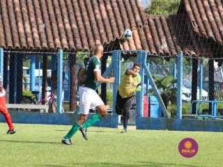 
<a style='margin-left: 5px;' class='btn btn-xs btn-social btn-facebook' href='https://www.facebook.com/sharer/sharer.php?u=https://www.boladovale.com.br/imgs/800-800-90/conteudo/fotos/1396/img0604.jpg' rel='popup' data-width='500' data-height='400'><i class='fa fa-facebook'></i>Compartilhar <span class='hidden-xs'>no Facebook</span>
</a> 
<a class='btn btn-default btn-xs' target='_blank' href='imgs/800-800-90/conteudo/fotos/1396/img0604.jpg'>
<span class='glyphicon glyphicon-cloud-download'></span> Salvar
</a> 
<span></span>