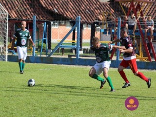 
<a style='margin-left: 5px;' class='btn btn-xs btn-social btn-facebook' href='https://www.facebook.com/sharer/sharer.php?u=https://www.boladovale.com.br/imgs/800-800-90/conteudo/fotos/1396/img0621.jpg' rel='popup' data-width='500' data-height='400'><i class='fa fa-facebook'></i>Compartilhar <span class='hidden-xs'>no Facebook</span>
</a> 
<a class='btn btn-default btn-xs' target='_blank' href='imgs/800-800-90/conteudo/fotos/1396/img0621.jpg'>
<span class='glyphicon glyphicon-cloud-download'></span> Salvar
</a> 
<span></span>