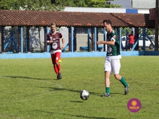 
<a style='margin-left: 5px;' class='btn btn-xs btn-social btn-facebook' href='https://www.facebook.com/sharer/sharer.php?u=https://www.boladovale.com.br/imgs/800-800-90/conteudo/fotos/1396/img0644.jpg' rel='popup' data-width='500' data-height='400'><i class='fa fa-facebook'></i>Compartilhar <span class='hidden-xs'>no Facebook</span>
</a> 
<a class='btn btn-default btn-xs' target='_blank' href='imgs/800-800-90/conteudo/fotos/1396/img0644.jpg'>
<span class='glyphicon glyphicon-cloud-download'></span> Salvar
</a> 
<span></span>