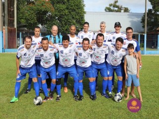 
<a style='margin-left: 5px;' class='btn btn-xs btn-social btn-facebook' href='https://www.facebook.com/sharer/sharer.php?u=https://www.boladovale.com.br/imgs/800-800-90/conteudo/fotos/1397/img0661.jpg' rel='popup' data-width='500' data-height='400'><i class='fa fa-facebook'></i>Compartilhar <span class='hidden-xs'>no Facebook</span>
</a> 
<a class='btn btn-default btn-xs' target='_blank' href='imgs/800-800-90/conteudo/fotos/1397/img0661.jpg'>
<span class='glyphicon glyphicon-cloud-download'></span> Salvar
</a> 
<span></span>