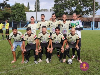 
<a style='margin-left: 5px;' class='btn btn-xs btn-social btn-facebook' href='https://www.facebook.com/sharer/sharer.php?u=https://www.boladovale.com.br/imgs/800-800-90/conteudo/fotos/1397/img0667.jpg' rel='popup' data-width='500' data-height='400'><i class='fa fa-facebook'></i>Compartilhar <span class='hidden-xs'>no Facebook</span>
</a> 
<a class='btn btn-default btn-xs' target='_blank' href='imgs/800-800-90/conteudo/fotos/1397/img0667.jpg'>
<span class='glyphicon glyphicon-cloud-download'></span> Salvar
</a> 
<span></span>