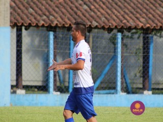 
<a style='margin-left: 5px;' class='btn btn-xs btn-social btn-facebook' href='https://www.facebook.com/sharer/sharer.php?u=https://www.boladovale.com.br/imgs/800-800-90/conteudo/fotos/1397/img0715.jpg' rel='popup' data-width='500' data-height='400'><i class='fa fa-facebook'></i>Compartilhar <span class='hidden-xs'>no Facebook</span>
</a> 
<a class='btn btn-default btn-xs' target='_blank' href='imgs/800-800-90/conteudo/fotos/1397/img0715.jpg'>
<span class='glyphicon glyphicon-cloud-download'></span> Salvar
</a> 
<span></span>