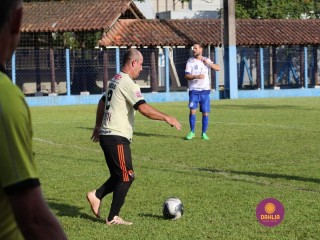 
<a style='margin-left: 5px;' class='btn btn-xs btn-social btn-facebook' href='https://www.facebook.com/sharer/sharer.php?u=https://www.boladovale.com.br/imgs/800-800-90/conteudo/fotos/1397/img0741.jpg' rel='popup' data-width='500' data-height='400'><i class='fa fa-facebook'></i>Compartilhar <span class='hidden-xs'>no Facebook</span>
</a> 
<a class='btn btn-default btn-xs' target='_blank' href='imgs/800-800-90/conteudo/fotos/1397/img0741.jpg'>
<span class='glyphicon glyphicon-cloud-download'></span> Salvar
</a> 
<span></span>