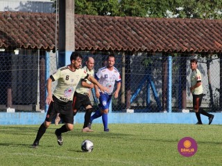 
<a style='margin-left: 5px;' class='btn btn-xs btn-social btn-facebook' href='https://www.facebook.com/sharer/sharer.php?u=https://www.boladovale.com.br/imgs/800-800-90/conteudo/fotos/1397/img0754.jpg' rel='popup' data-width='500' data-height='400'><i class='fa fa-facebook'></i>Compartilhar <span class='hidden-xs'>no Facebook</span>
</a> 
<a class='btn btn-default btn-xs' target='_blank' href='imgs/800-800-90/conteudo/fotos/1397/img0754.jpg'>
<span class='glyphicon glyphicon-cloud-download'></span> Salvar
</a> 
<span></span>