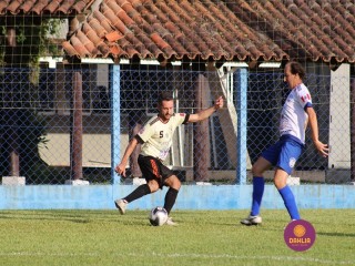 
<a style='margin-left: 5px;' class='btn btn-xs btn-social btn-facebook' href='https://www.facebook.com/sharer/sharer.php?u=https://www.boladovale.com.br/imgs/800-800-90/conteudo/fotos/1397/img0786.jpg' rel='popup' data-width='500' data-height='400'><i class='fa fa-facebook'></i>Compartilhar <span class='hidden-xs'>no Facebook</span>
</a> 
<a class='btn btn-default btn-xs' target='_blank' href='imgs/800-800-90/conteudo/fotos/1397/img0786.jpg'>
<span class='glyphicon glyphicon-cloud-download'></span> Salvar
</a> 
<span></span>