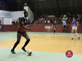 
<a style='margin-left: 5px;' class='btn btn-xs btn-social btn-facebook' href='https://www.facebook.com/sharer/sharer.php?u=https://www.boladovale.com.br/imgs/800-800-90/conteudo/fotos/1398/img5435.jpg' rel='popup' data-width='500' data-height='400'><i class='fa fa-facebook'></i>Compartilhar <span class='hidden-xs'>no Facebook</span>
</a> 
<a class='btn btn-default btn-xs' target='_blank' href='imgs/800-800-90/conteudo/fotos/1398/img5435.jpg'>
<span class='glyphicon glyphicon-cloud-download'></span> Salvar
</a> 
<span></span>