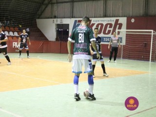 
<a style='margin-left: 5px;' class='btn btn-xs btn-social btn-facebook' href='https://www.facebook.com/sharer/sharer.php?u=https://www.boladovale.com.br/imgs/800-800-90/conteudo/fotos/1399/img1068.jpg' rel='popup' data-width='500' data-height='400'><i class='fa fa-facebook'></i>Compartilhar <span class='hidden-xs'>no Facebook</span>
</a> 
<a class='btn btn-default btn-xs' target='_blank' href='imgs/800-800-90/conteudo/fotos/1399/img1068.jpg'>
<span class='glyphicon glyphicon-cloud-download'></span> Salvar
</a> 
<span></span>