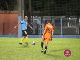 
<a style='margin-left: 5px;' class='btn btn-xs btn-social btn-facebook' href='https://www.facebook.com/sharer/sharer.php?u=https://www.boladovale.com.br/imgs/800-800-90/conteudo/fotos/1400/img0859.jpg' rel='popup' data-width='500' data-height='400'><i class='fa fa-facebook'></i>Compartilhar <span class='hidden-xs'>no Facebook</span>
</a> 
<a class='btn btn-default btn-xs' target='_blank' href='imgs/800-800-90/conteudo/fotos/1400/img0859.jpg'>
<span class='glyphicon glyphicon-cloud-download'></span> Salvar
</a> 
<span></span>