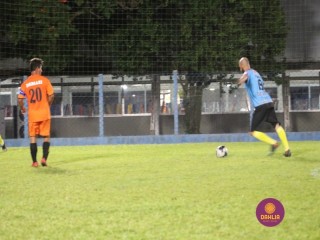 
<a style='margin-left: 5px;' class='btn btn-xs btn-social btn-facebook' href='https://www.facebook.com/sharer/sharer.php?u=https://www.boladovale.com.br/imgs/800-800-90/conteudo/fotos/1400/img0943.jpg' rel='popup' data-width='500' data-height='400'><i class='fa fa-facebook'></i>Compartilhar <span class='hidden-xs'>no Facebook</span>
</a> 
<a class='btn btn-default btn-xs' target='_blank' href='imgs/800-800-90/conteudo/fotos/1400/img0943.jpg'>
<span class='glyphicon glyphicon-cloud-download'></span> Salvar
</a> 
<span></span>