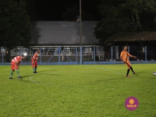 
<a style='margin-left: 5px;' class='btn btn-xs btn-social btn-facebook' href='https://www.facebook.com/sharer/sharer.php?u=https://www.boladovale.com.br/imgs/800-800-90/conteudo/fotos/1401/img0964.jpg' rel='popup' data-width='500' data-height='400'><i class='fa fa-facebook'></i>Compartilhar <span class='hidden-xs'>no Facebook</span>
</a> 
<a class='btn btn-default btn-xs' target='_blank' href='imgs/800-800-90/conteudo/fotos/1401/img0964.jpg'>
<span class='glyphicon glyphicon-cloud-download'></span> Salvar
</a> 
<span></span>