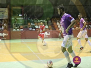 
<a style='margin-left: 5px;' class='btn btn-xs btn-social btn-facebook' href='https://www.facebook.com/sharer/sharer.php?u=https://www.boladovale.com.br/imgs/800-800-90/conteudo/fotos/1402/img1311.jpg' rel='popup' data-width='500' data-height='400'><i class='fa fa-facebook'></i>Compartilhar <span class='hidden-xs'>no Facebook</span>
</a> 
<a class='btn btn-default btn-xs' target='_blank' href='imgs/800-800-90/conteudo/fotos/1402/img1311.jpg'>
<span class='glyphicon glyphicon-cloud-download'></span> Salvar
</a> 
<span></span>