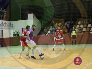 
<a style='margin-left: 5px;' class='btn btn-xs btn-social btn-facebook' href='https://www.facebook.com/sharer/sharer.php?u=https://www.boladovale.com.br/imgs/800-800-90/conteudo/fotos/1402/img1323.jpg' rel='popup' data-width='500' data-height='400'><i class='fa fa-facebook'></i>Compartilhar <span class='hidden-xs'>no Facebook</span>
</a> 
<a class='btn btn-default btn-xs' target='_blank' href='imgs/800-800-90/conteudo/fotos/1402/img1323.jpg'>
<span class='glyphicon glyphicon-cloud-download'></span> Salvar
</a> 
<span></span>